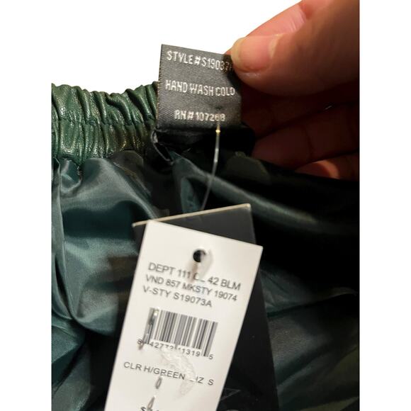Gracia Faux Leather Pleated Midi Skirt Size Small Hunter Green NWT - Picture 6 of 6